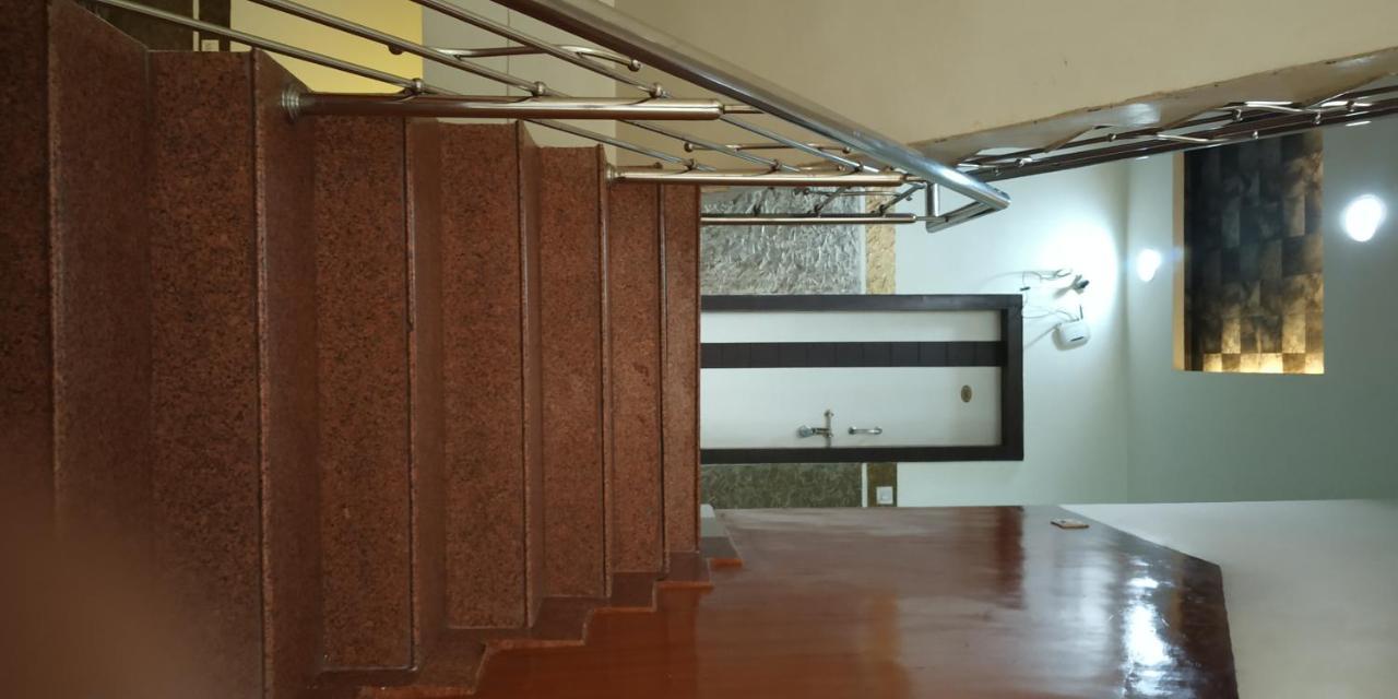 בהופאל Hotel Maa Ganga Palace מראה חיצוני תמונה